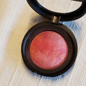 Laura Geller blush